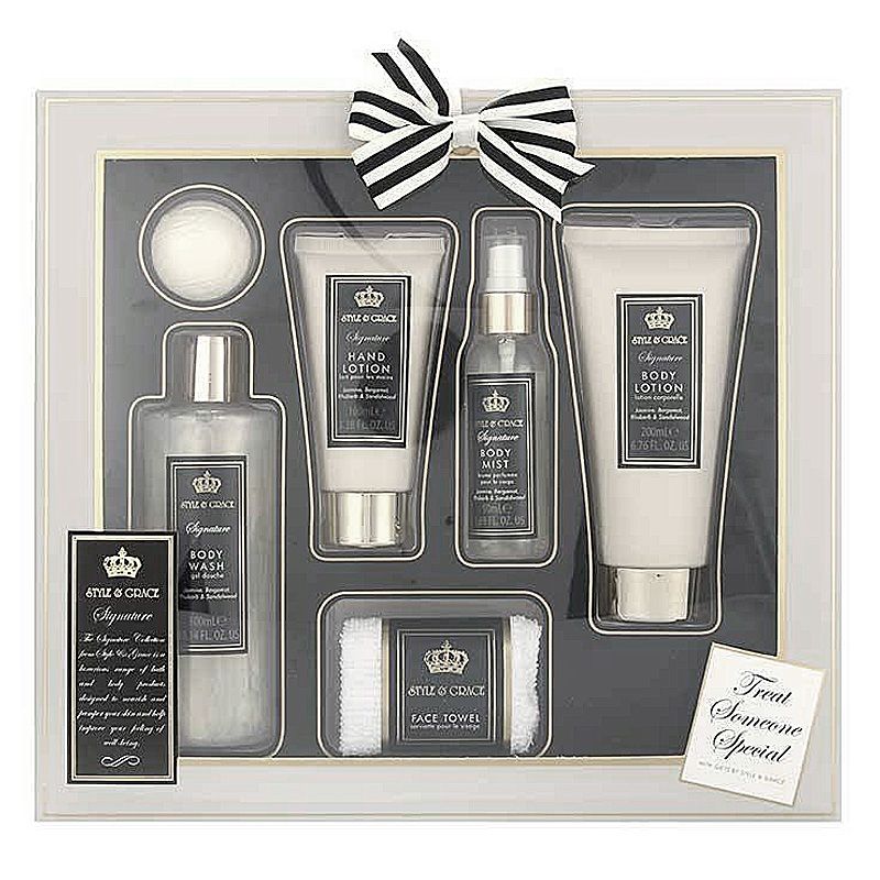 The Ultimate Home Spa Beauty Gift Set Signature Fragrance